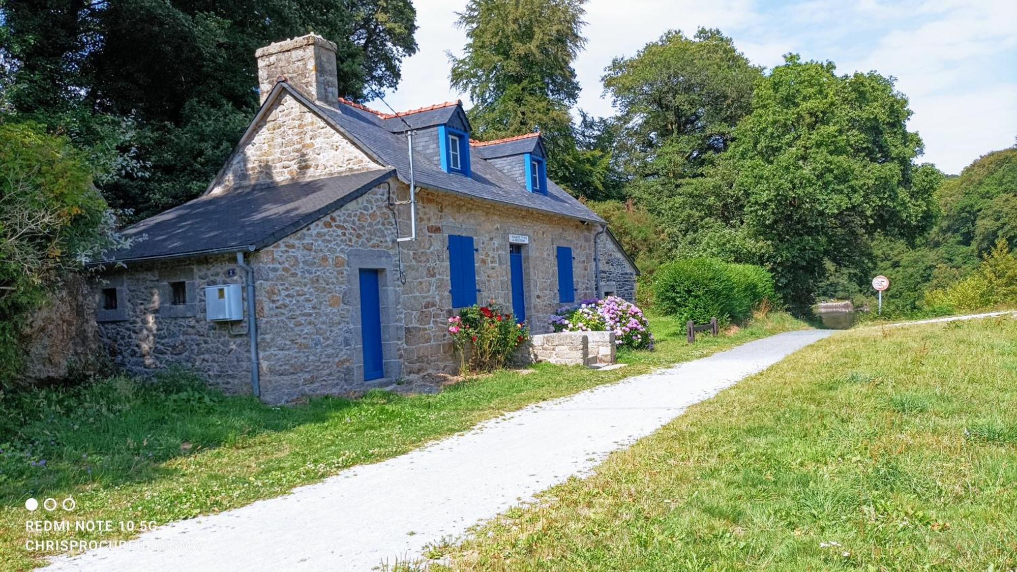 Chez Merlyn Locarn Extérieur photo